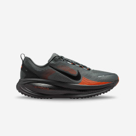 Nike Vomero 18