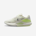 Nike Structure 26 WMNS
