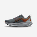 Nike Vomero 18