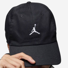 NIKE Club caps