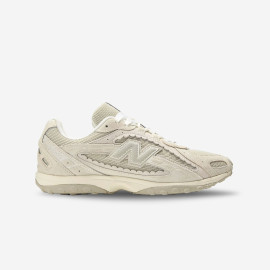 New Balance 204L