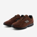 New Balance 204L