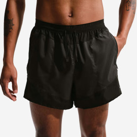 Nike Stride Plus 13cm Dri-FIT Shorts with Built-in Undershorts