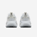 Nike Vomero 18