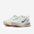 Nike Vomero 18