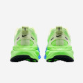 Nike Vomero 18