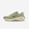 Nike Vomero Plus