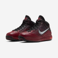 Nike LeBron VII Retro "Christmas"
