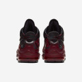 Nike LeBron VII Retro "Christmas"