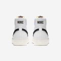 Nike Blazer Mid '77 VintageNike Blazer Mid '77 Vintage