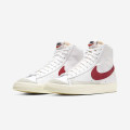 Nike Blazer Mid '77