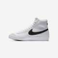 Nike Blazer Mid '77 GS