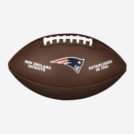 Wilson NFL New England Patriots Backyard Legend Football