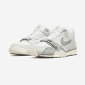 Nike Air Trainer 1