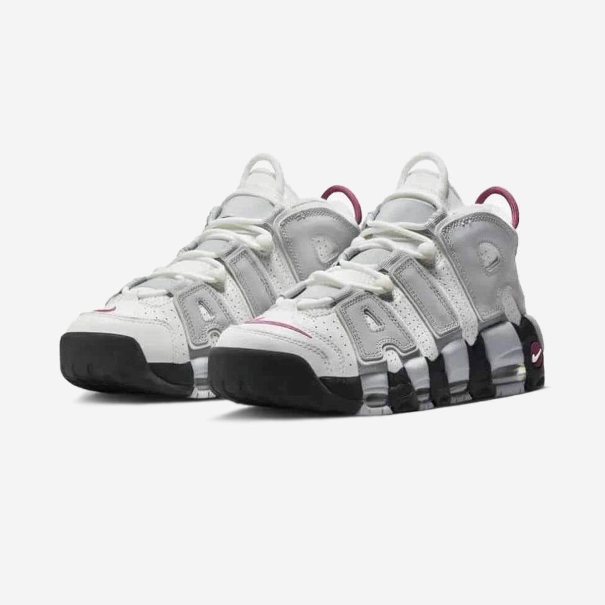 nike uptempo gris