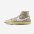 Nike Blazer '77 Vintage W